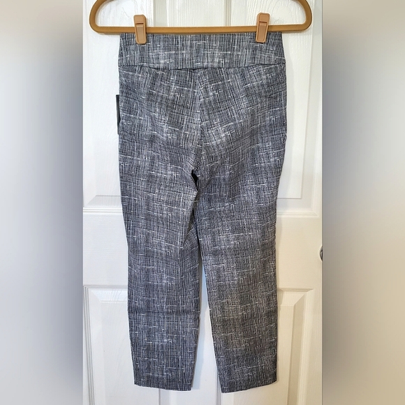 NWT New Premise Petite Bengaline Black White Slip-On Pants Women's Size PP - Picture 3 of 6